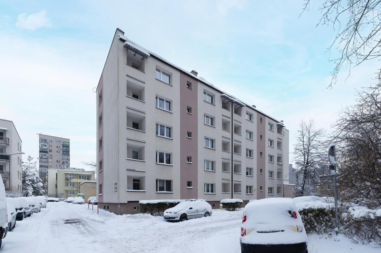 Modernly Arranged Apartments In Katowice By Noclegi Renters Luaran gambar