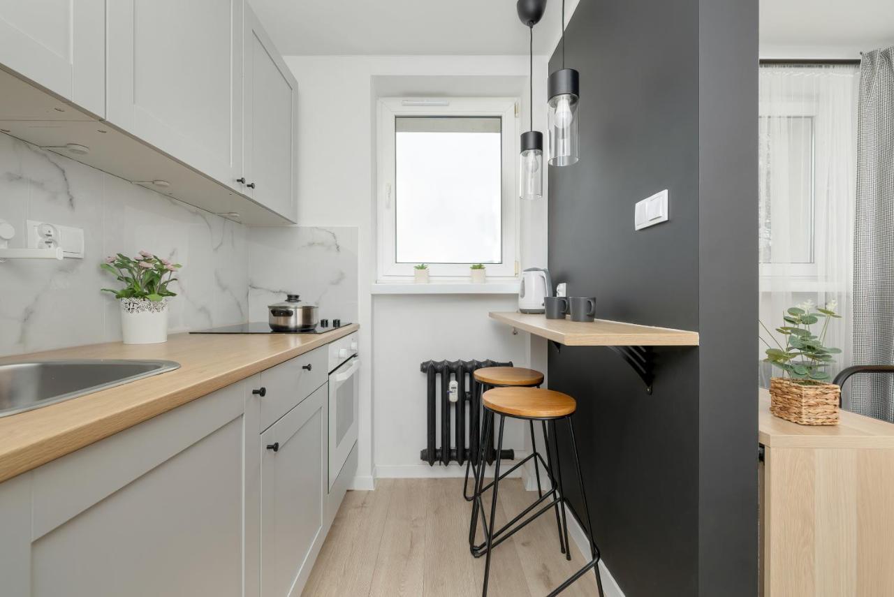 Modernly Arranged Apartments In Katowice By Noclegi Renters Luaran gambar
