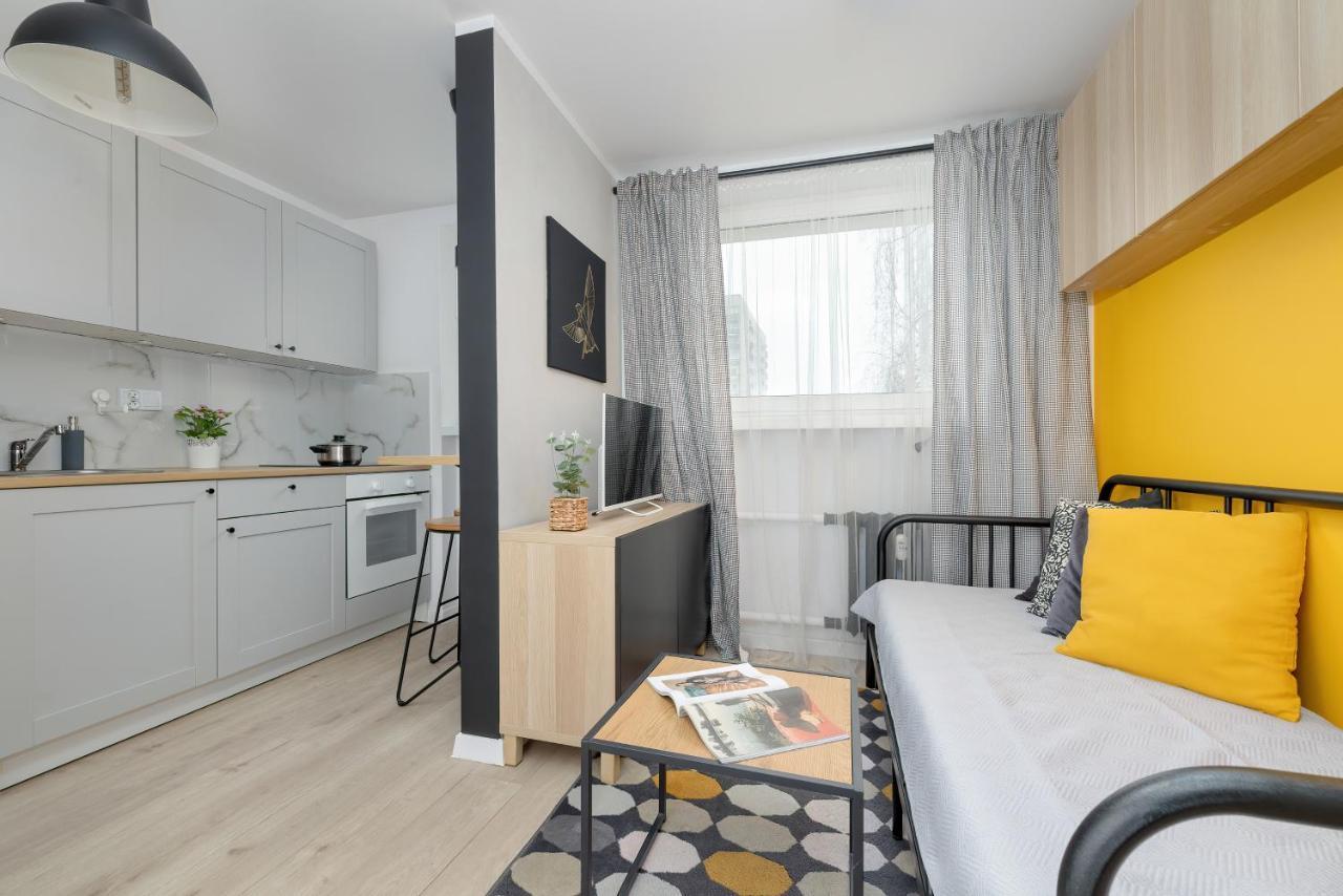 Modernly Arranged Apartments In Katowice By Noclegi Renters Luaran gambar